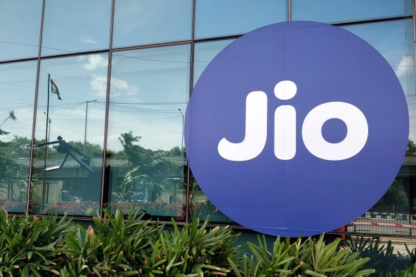 Jio jumps into Short Video Space with Launch of 'Platfom'