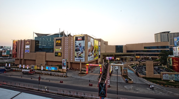 Top 10 Largest Malls in India in 2023